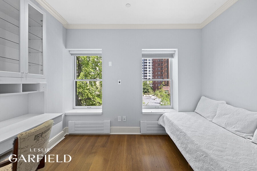 320 East 55th Street TH Sutton Place New York NY 10022