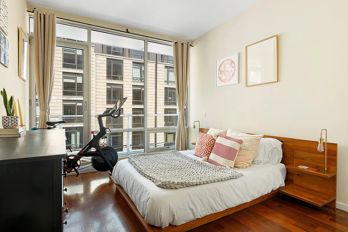 170 North 11th Street 3C Williamsburg Brooklyn NY 11211