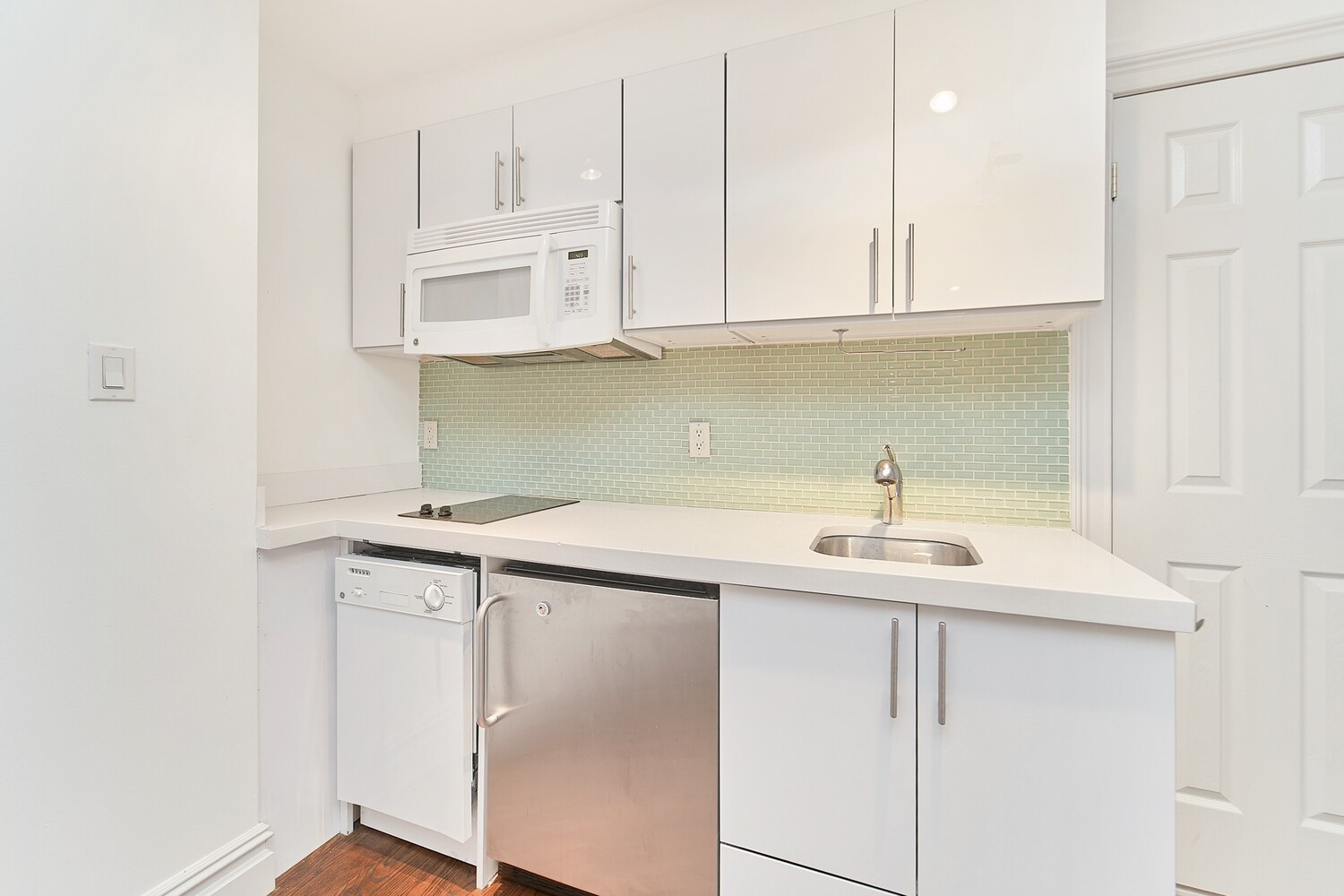 224 West 13th Street 2R W. Greenwich Village New York NY 10011