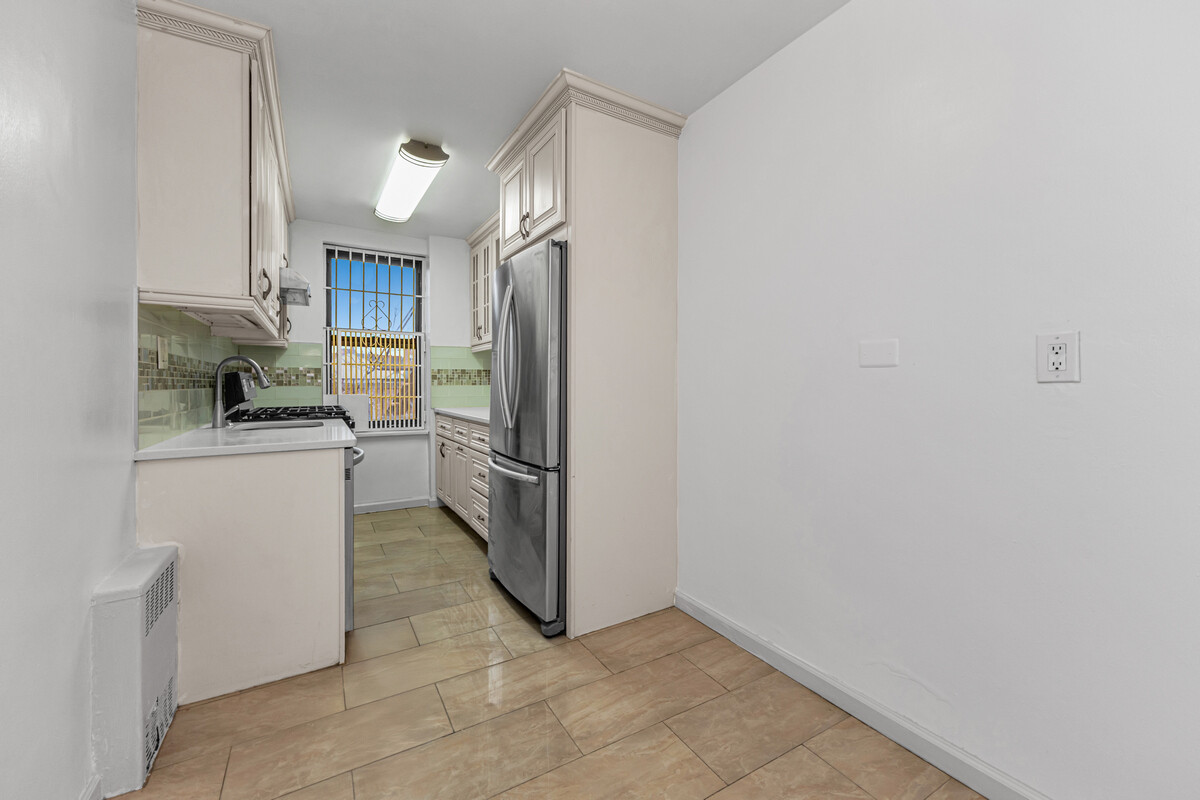 67-30 Dartmouth Street Rego Park Queens NY 11375