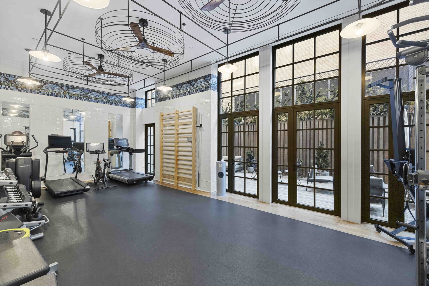 520 West 45th Street 4C Clinton New York NY 10036