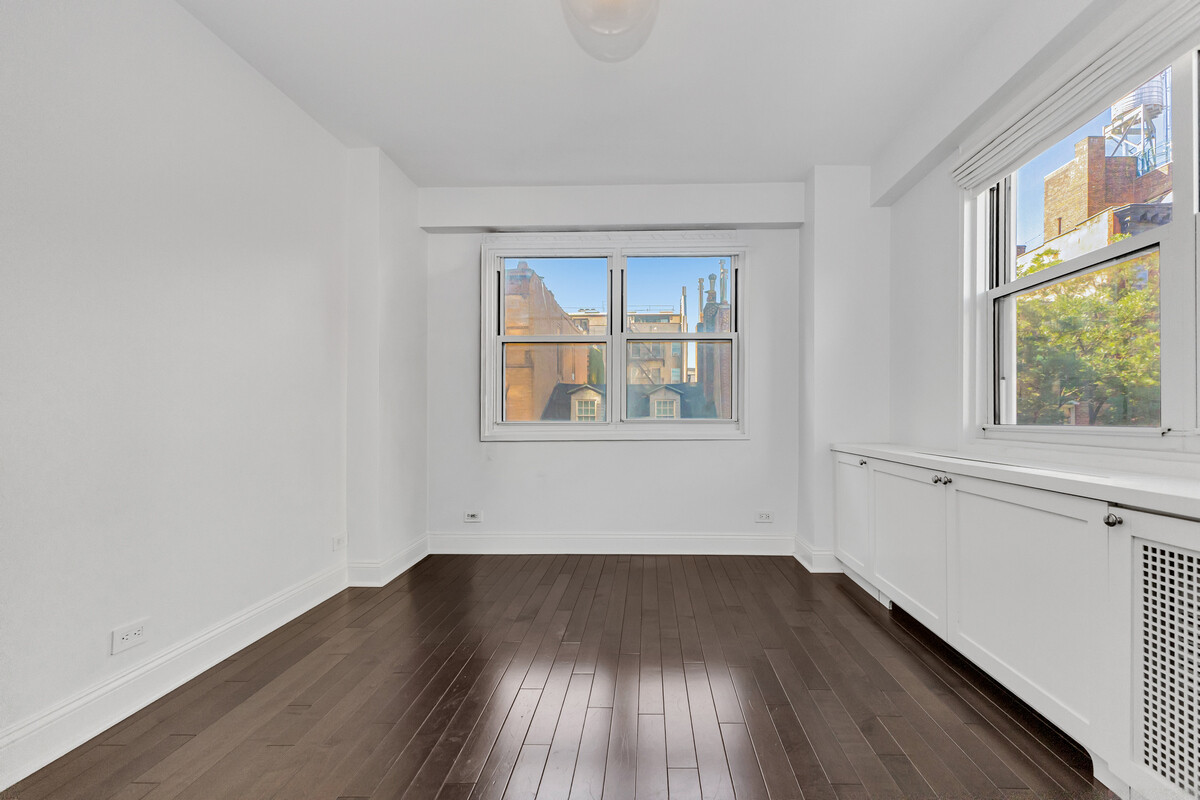 3 Sheridan Square 4D Greenwich Village New York NY 10014