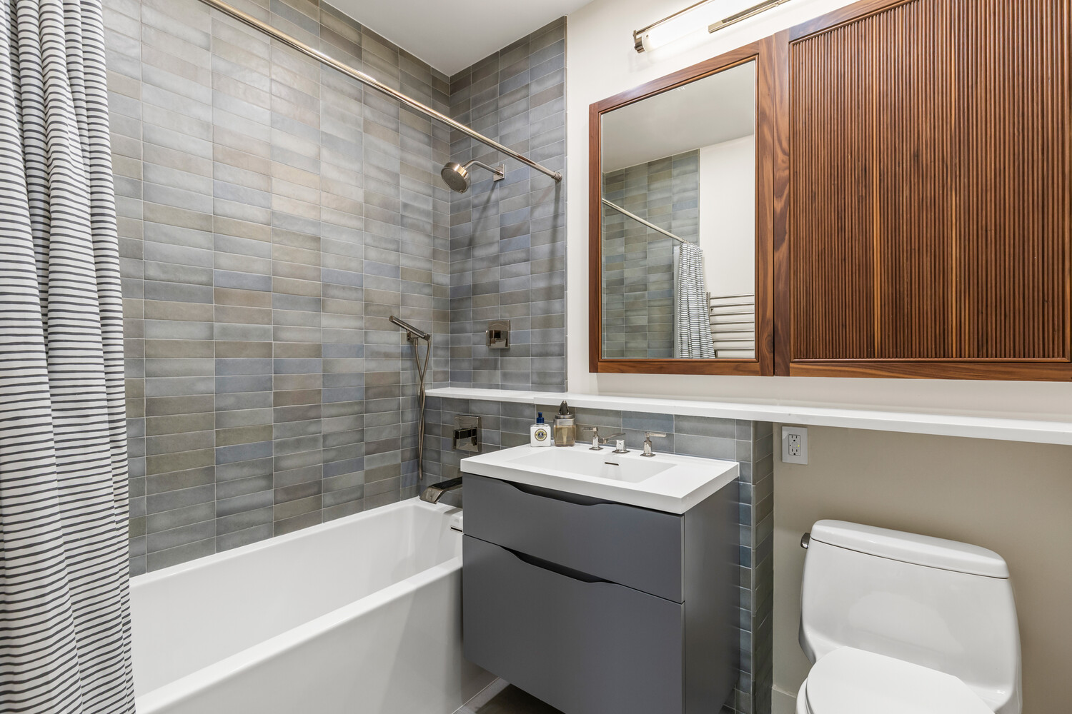 52 Thomas Street 2A Tribeca New York NY 10013