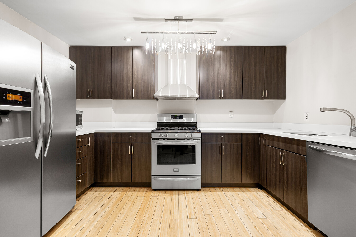 162 Ninth Avenue B Chelsea New York NY 10011