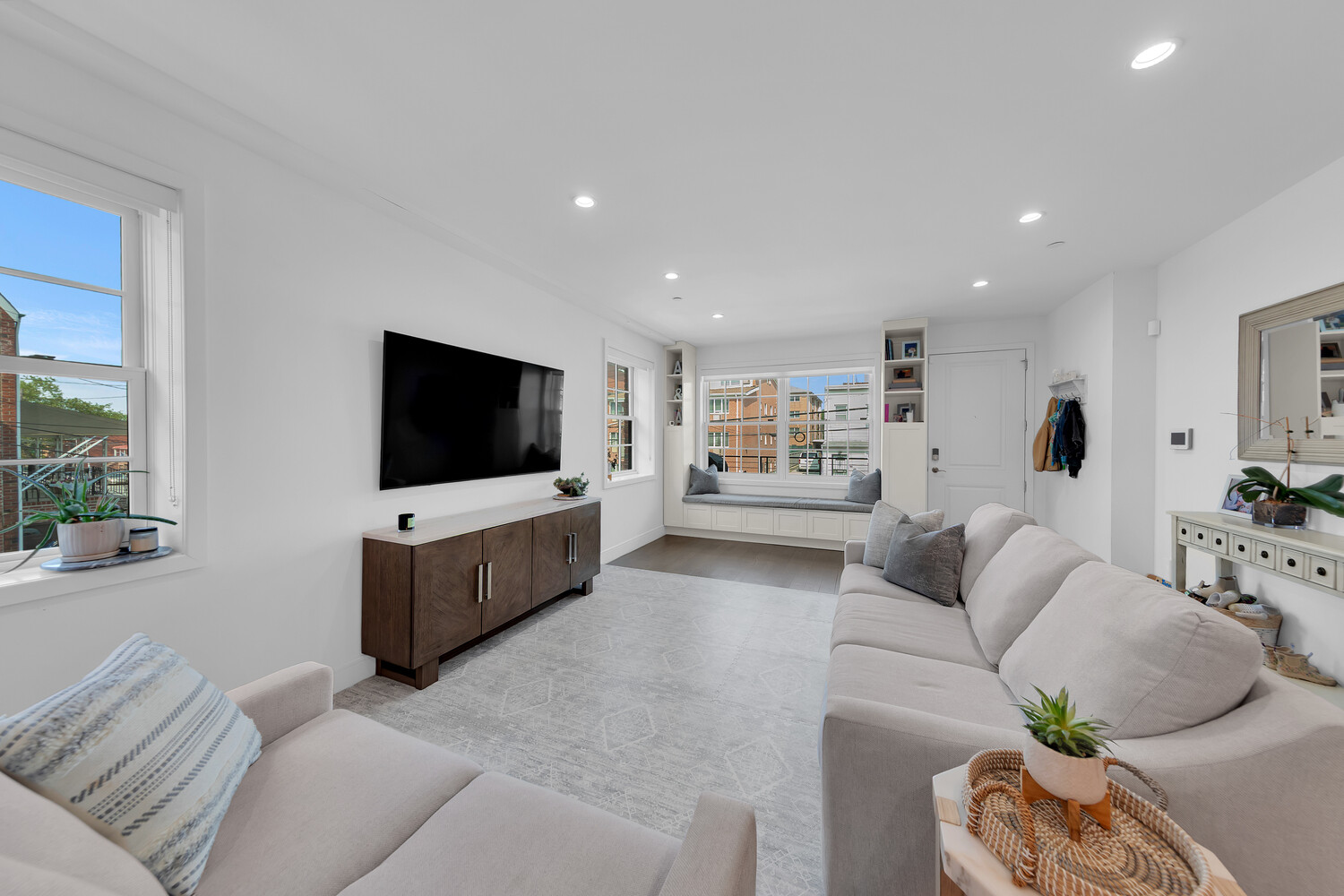 101 Battery Avenue 2A Fort Hamilton Brooklyn NY 11209