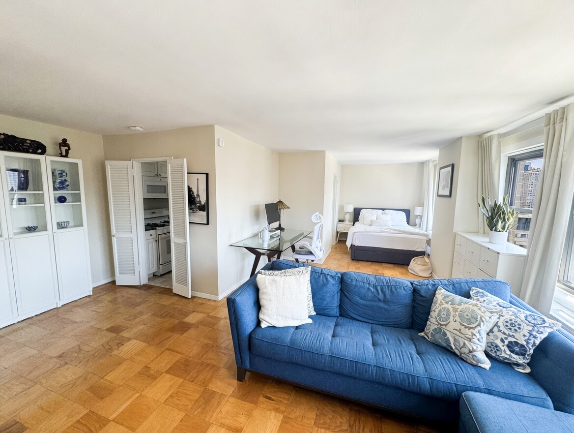 142 West End Avenue, #25T