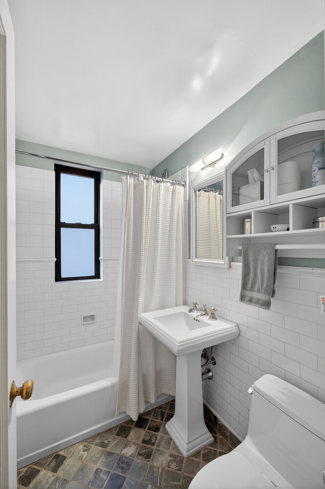 210 West 103rd Street 5B Manhattan Valley New York NY 10025