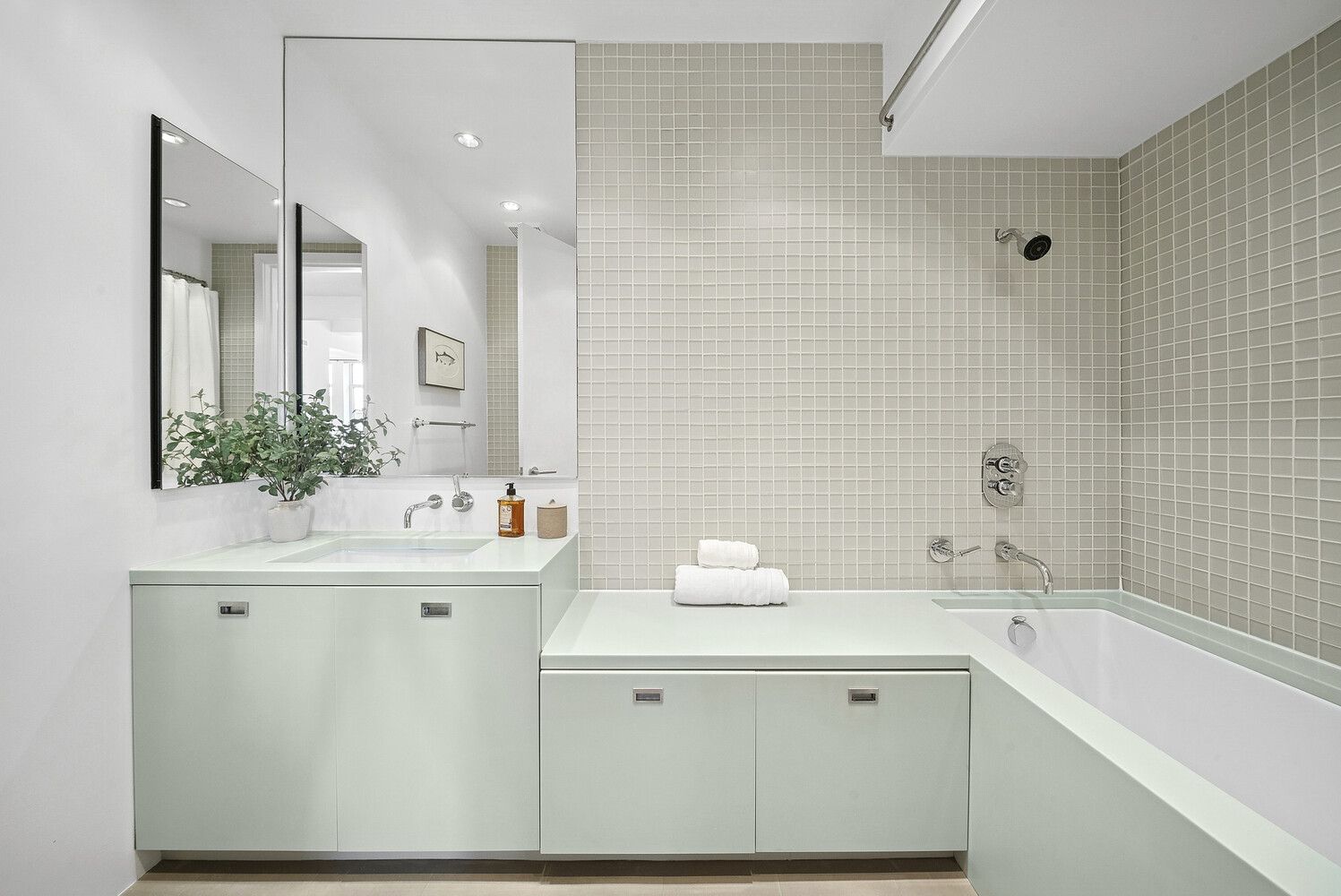 245 Seventh Avenue 11BC/10C Chelsea New York NY 10001