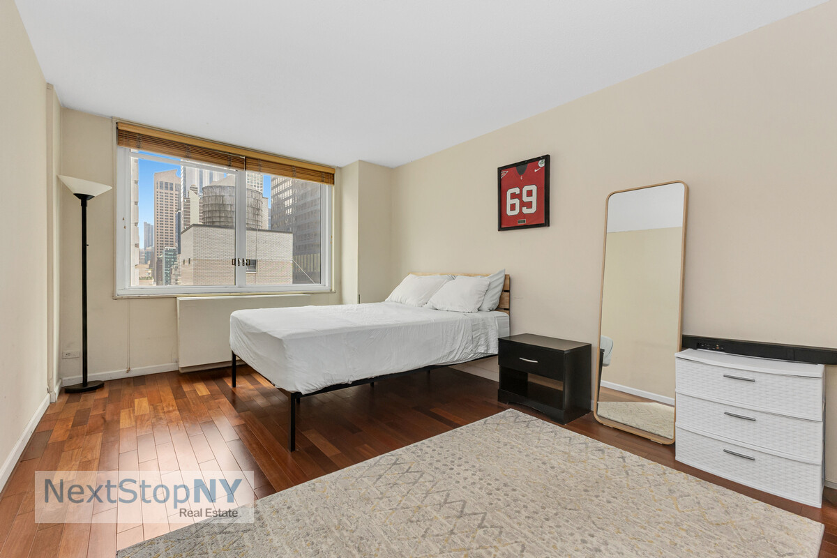 245 East 54th Street 16C Turtle Bay New York NY 10022