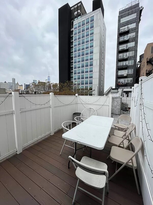 163 Chrystie Street Lower East Side New York NY 10002
