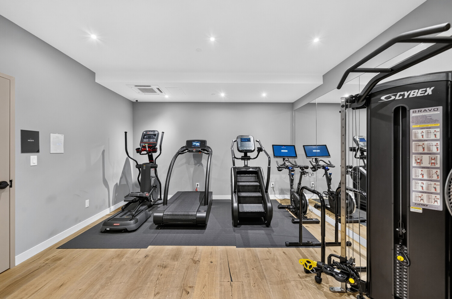 305 East 61st Street 702 Upper East Side New York NY 10065