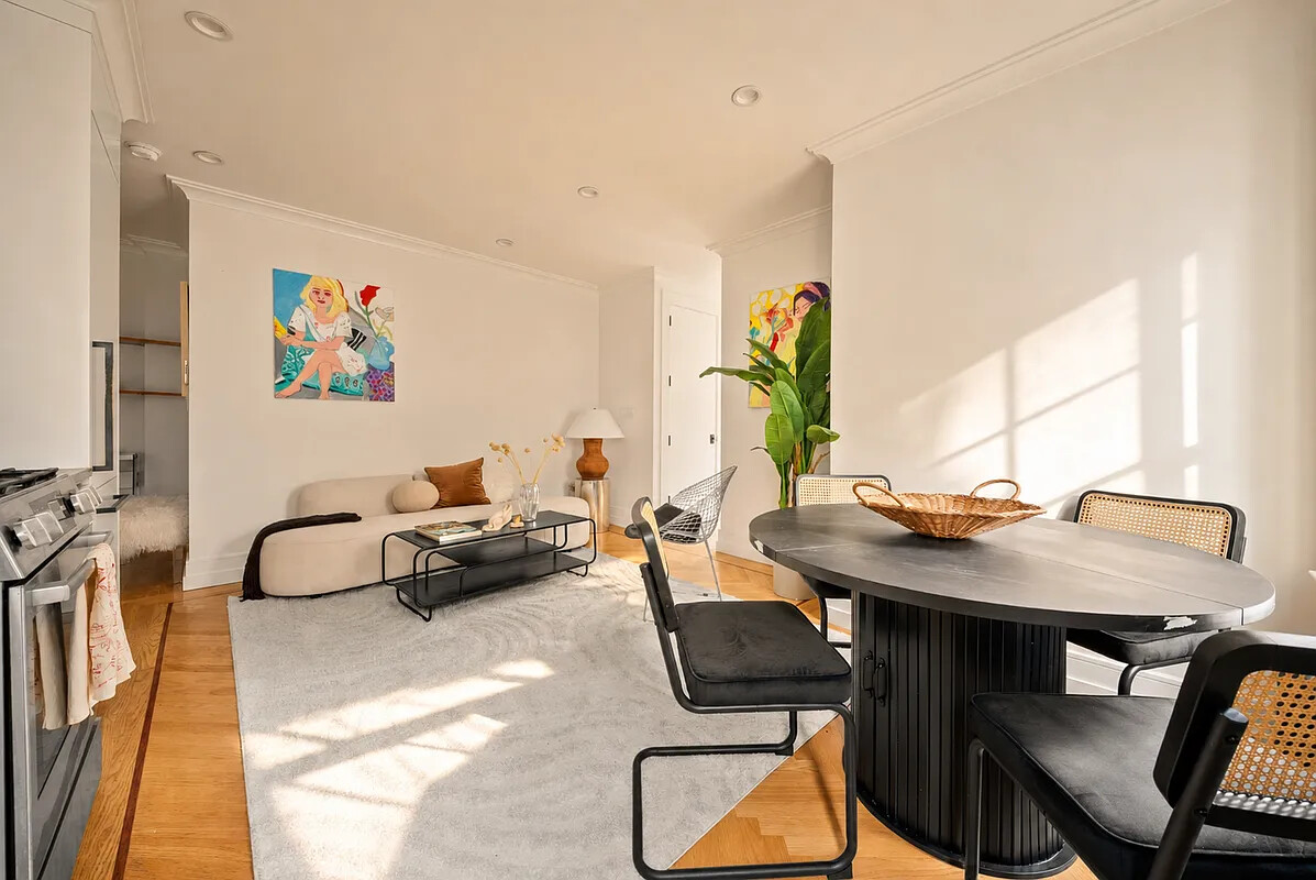 24-39 38th Street 1D Astoria Queens NY 11103