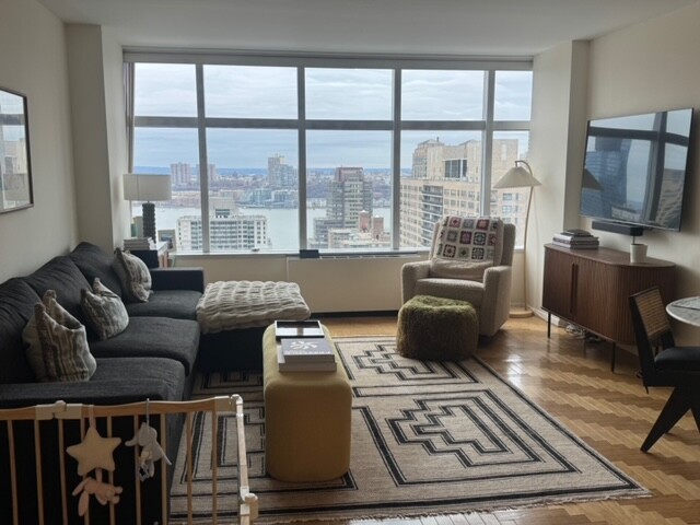 160 West 66th Street 28A Lincoln Square New York NY 10023