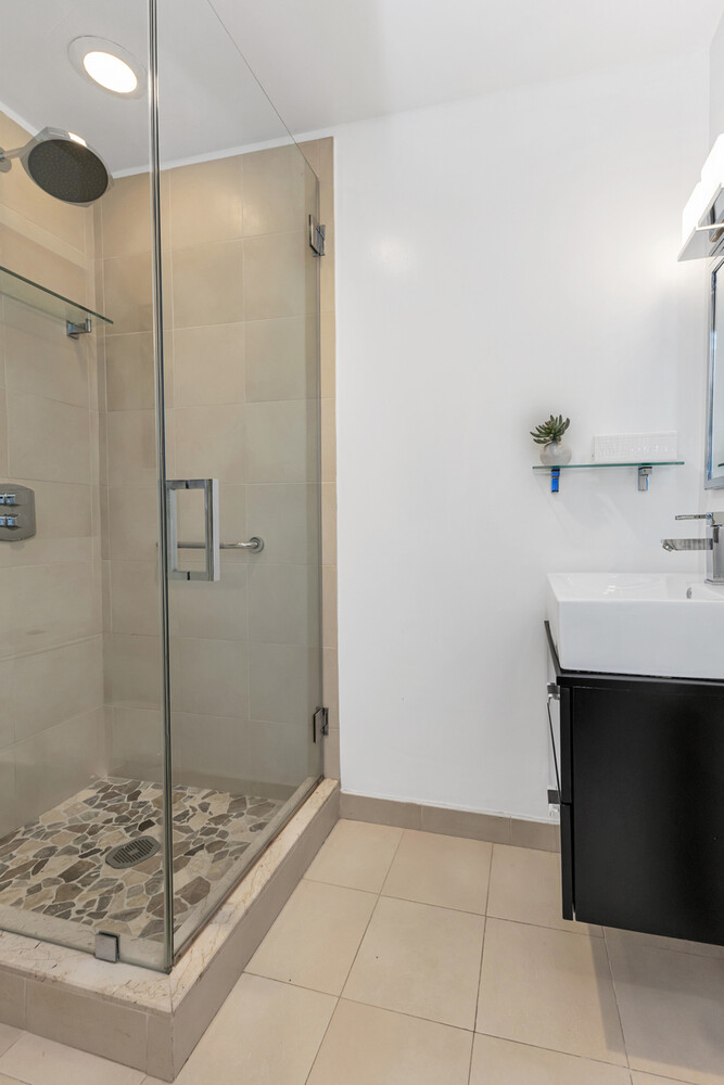 214 Riverside Drive 202/203 Upper West Side New York NY 10025