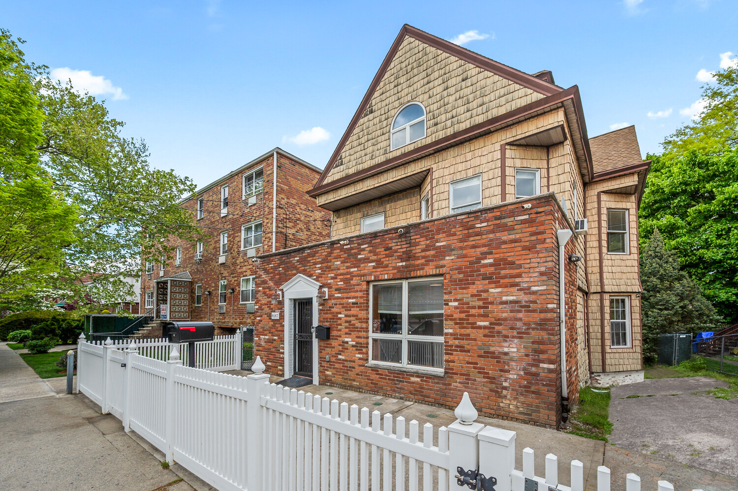 4647 Bedford Avenue Sheepshead Bay Brooklyn NY 11235