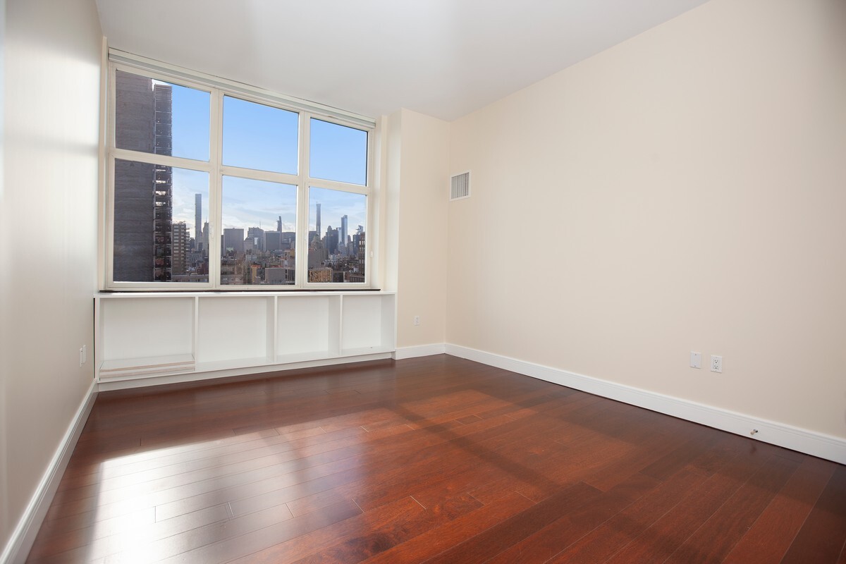 181 East 90th Street 26A Carnegie Hill New York NY 10128