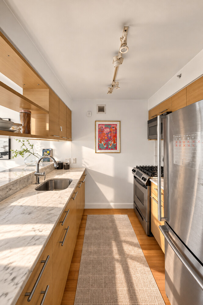 100 West 39th Street 43J Midtown West New York NY 10018