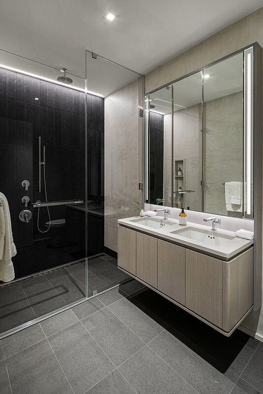 77 Charlton Street N8C Soho New York NY 10014