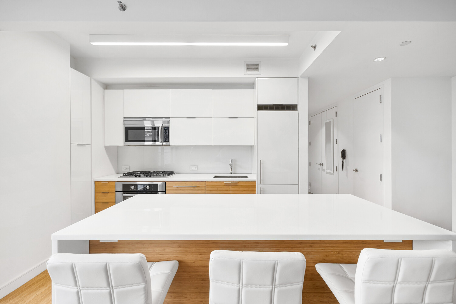 303 East 33rd Street 3A Kips Bay New York NY 10016