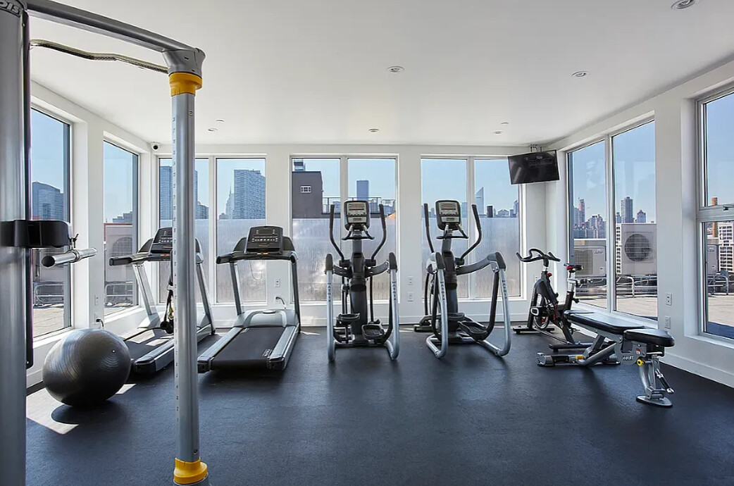 11-35 45th Avenue 3H Long Island City Queens NY 11101