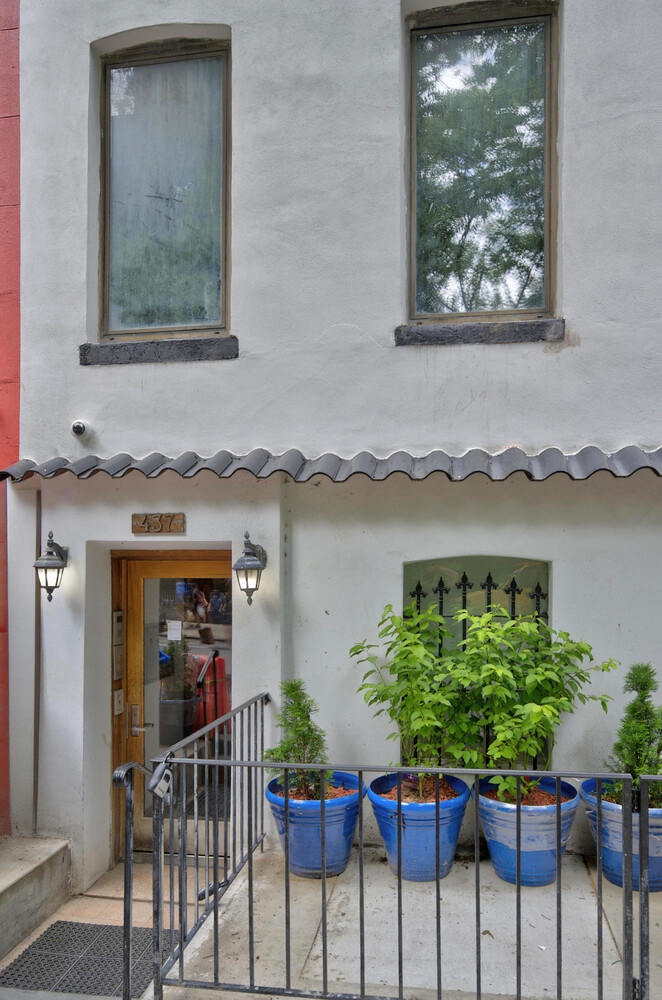 437 West 43rd Street 1G Clinton New York NY 10036