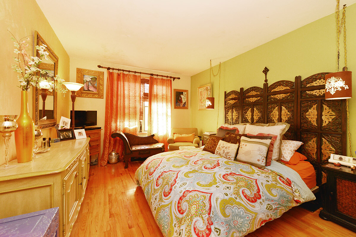 139-12 84th Drive 2F Briarwood Queens NY 11435