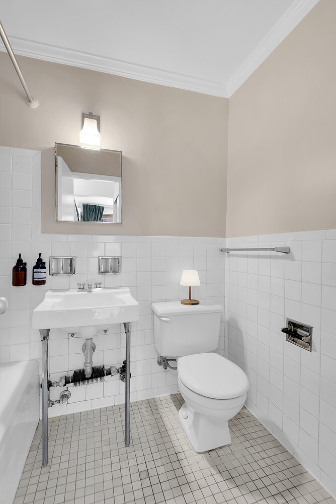 185 West End Avenue 8B Lincoln Square New York NY 10023