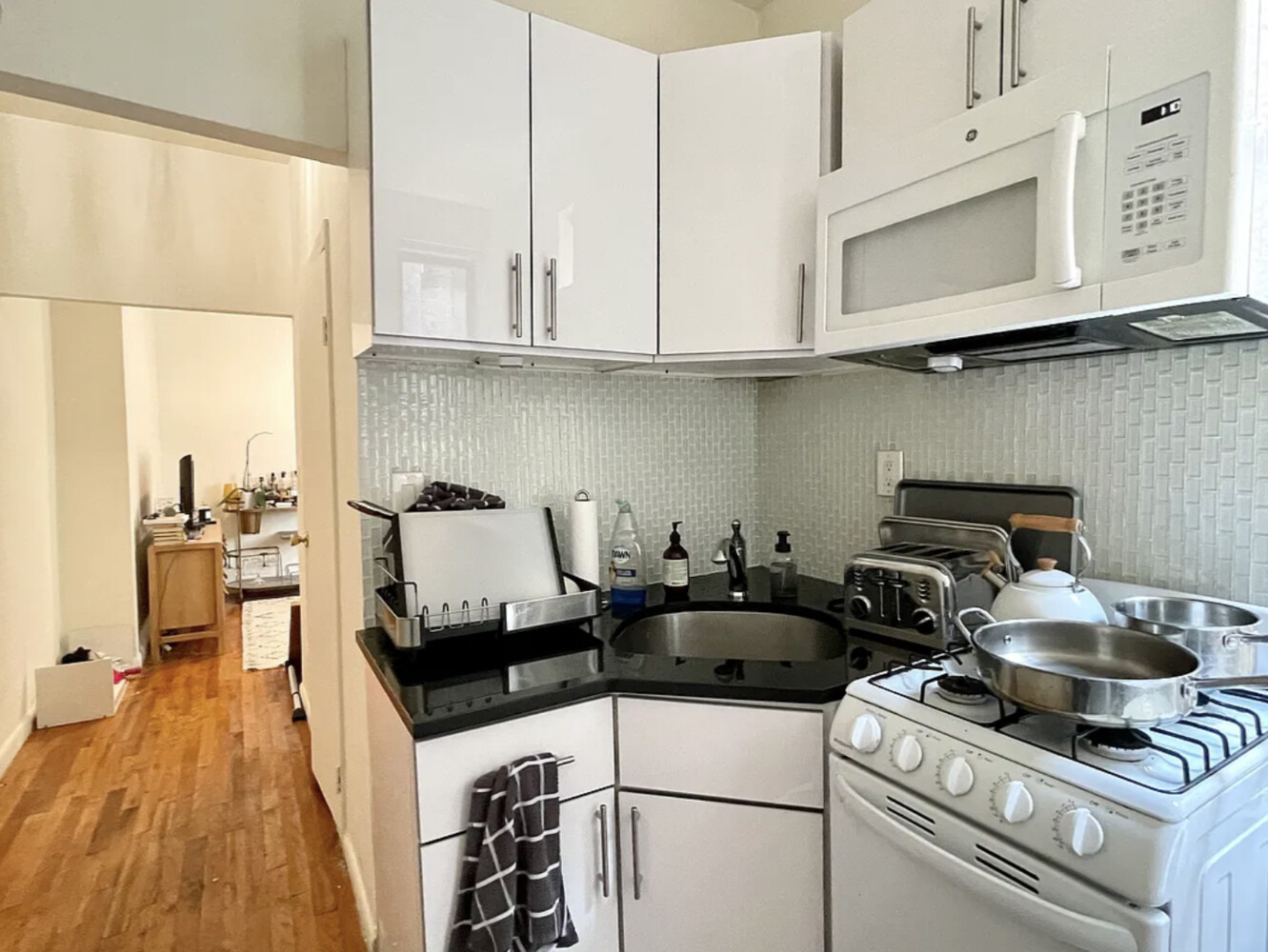 230 East 25th Street 4A Kips Bay New York NY 10010