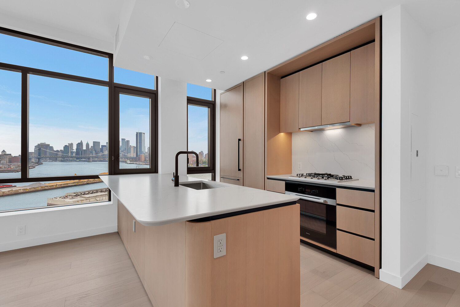 480 Kent Avenue 11B Williamsburg Brooklyn NY 11249