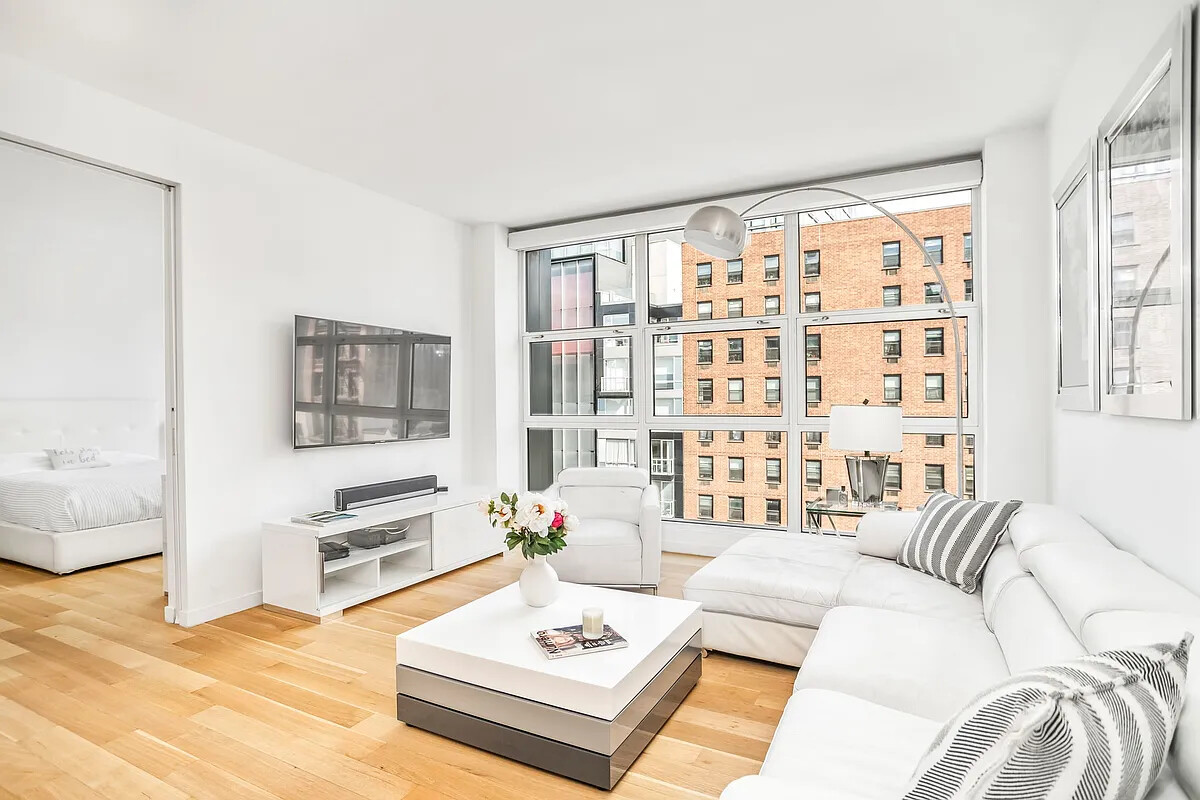 250 Bowery 5A Little Italy New York NY 10012