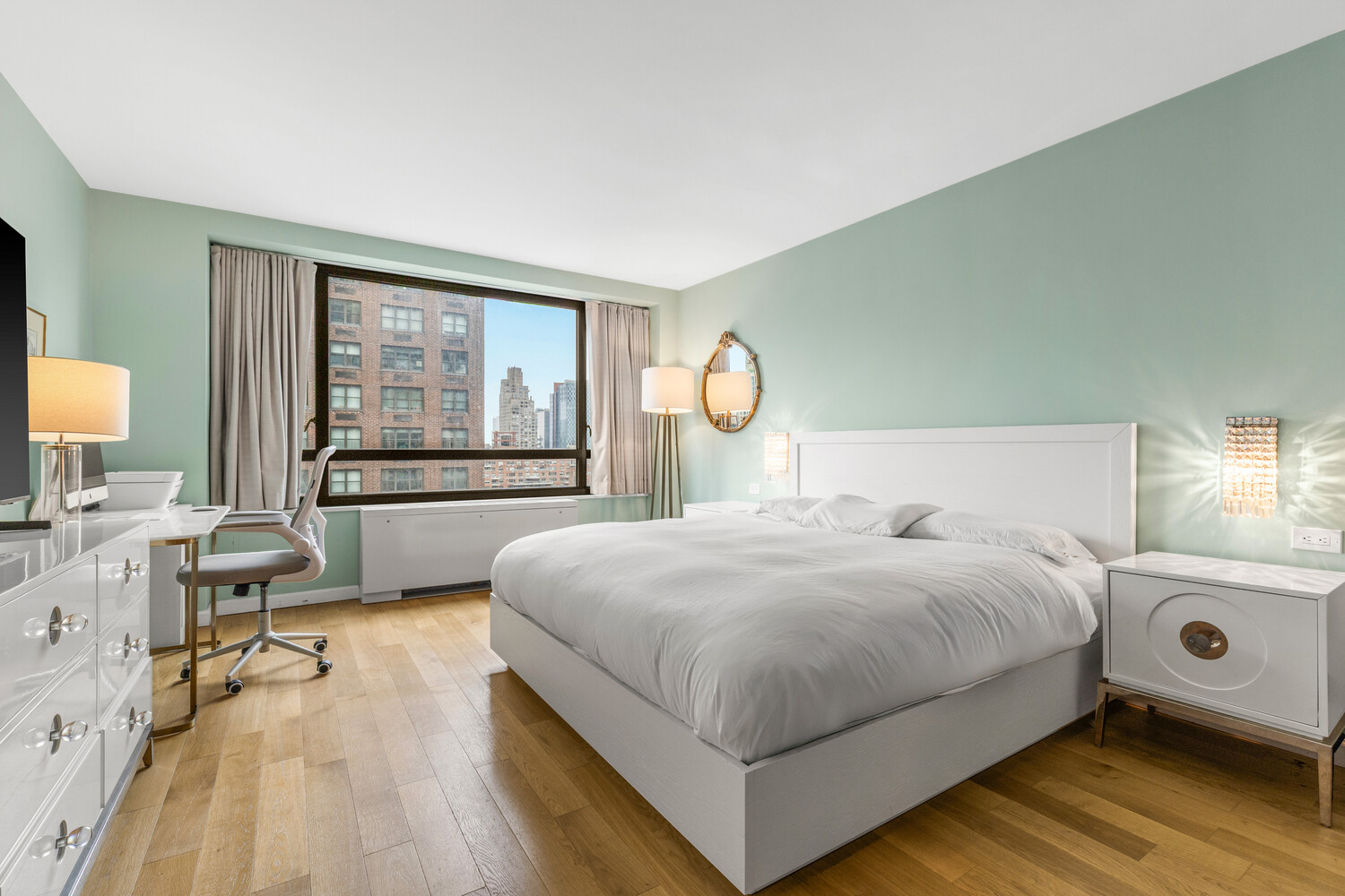190 East 72nd Street 19B Upper East Side New York NY 10021