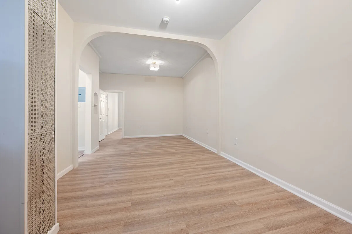 308 East 8th Street 1 Kensington Brooklyn NY 11218