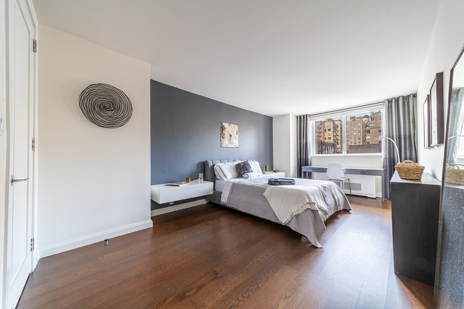 200 East 94th Street 612/614 Upper East Side New York NY 10128