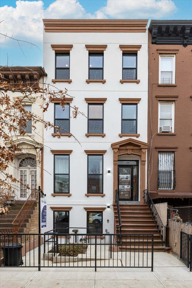 256 Putnam Avenue 4PH Bedford Stuyvesant Brooklyn NY 11216