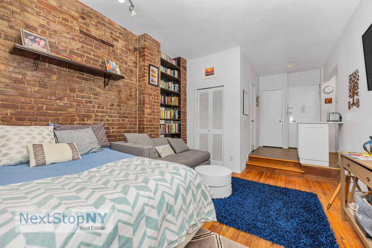 425 East 78th Street 3A Upper East Side New York NY 10075