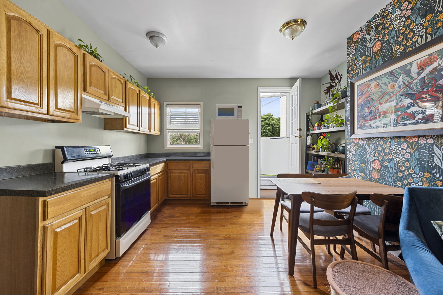 32-73 30th Street Long Island City Queens NY 11106