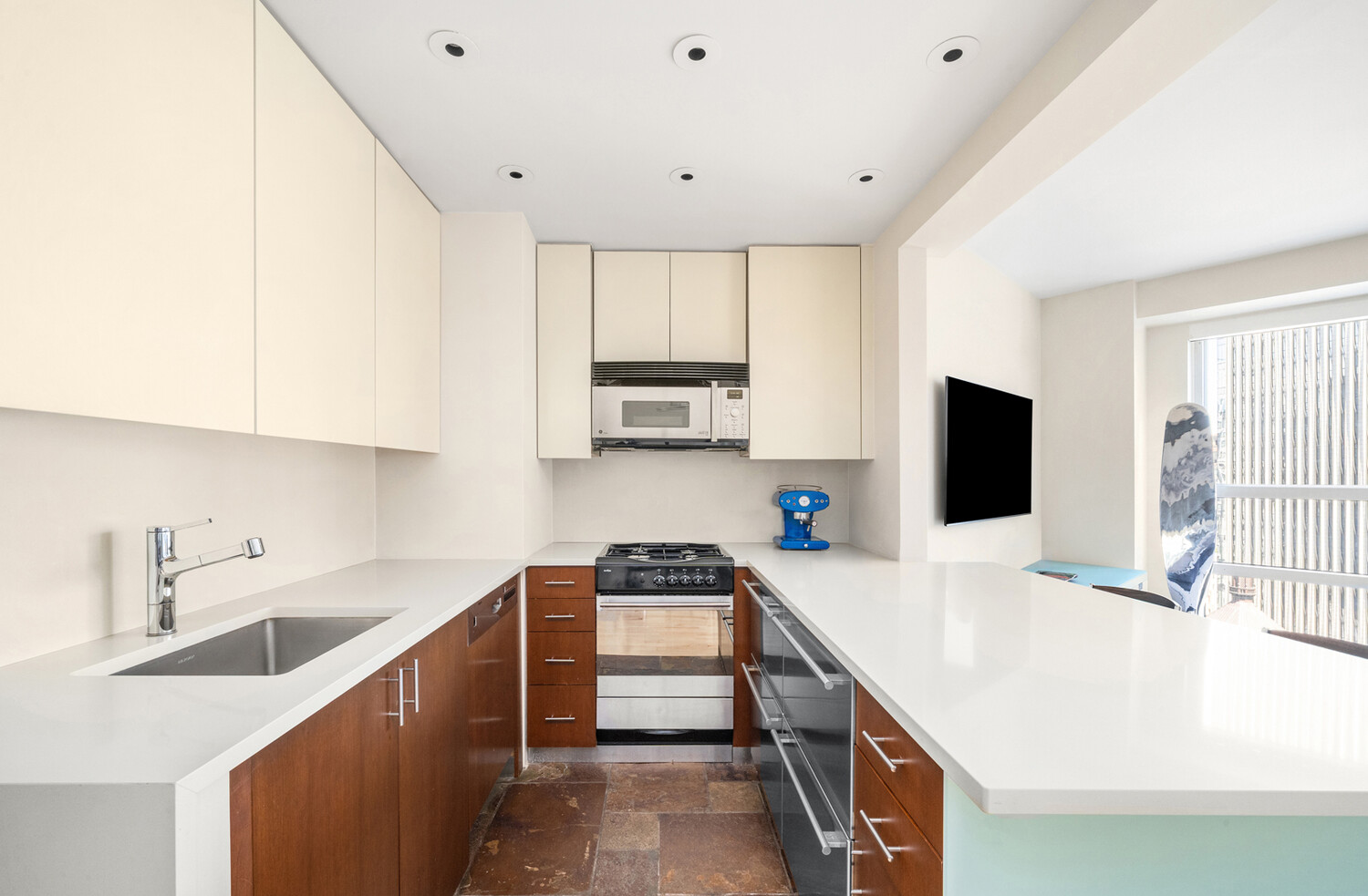 146 West 57th Street 39D Midtown West New York NY 10019