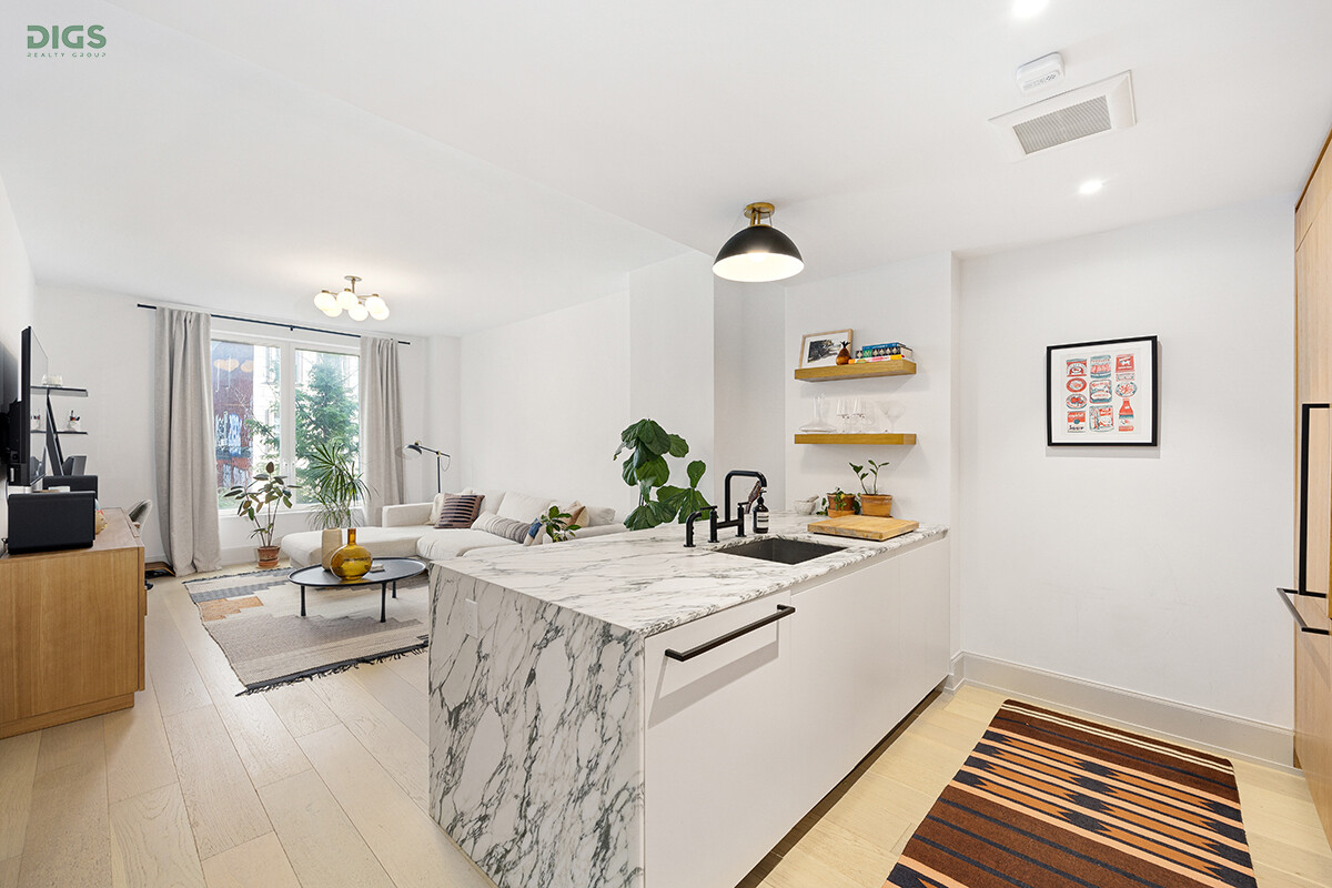 308 North 7th Street Williamsburg Brooklyn NY 11211