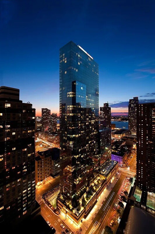 460 West 42nd Street 53G Clinton New York NY 10036