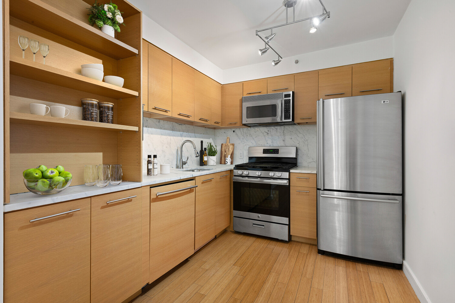 100 West 39th Street 40E Midtown West New York NY 10018