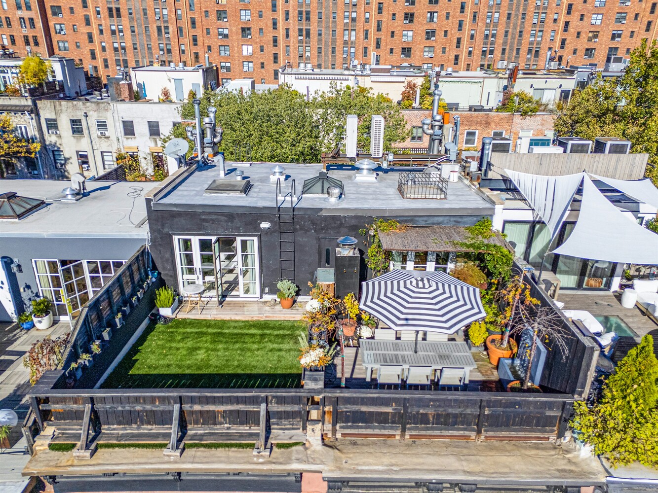 457 West 22nd Street EF Chelsea New York NY 10011