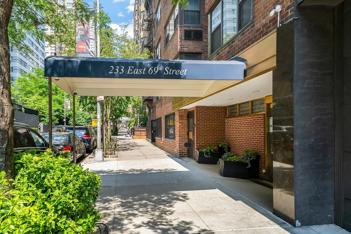 233 East 69th Street 5F Upper East Side New York NY 10021