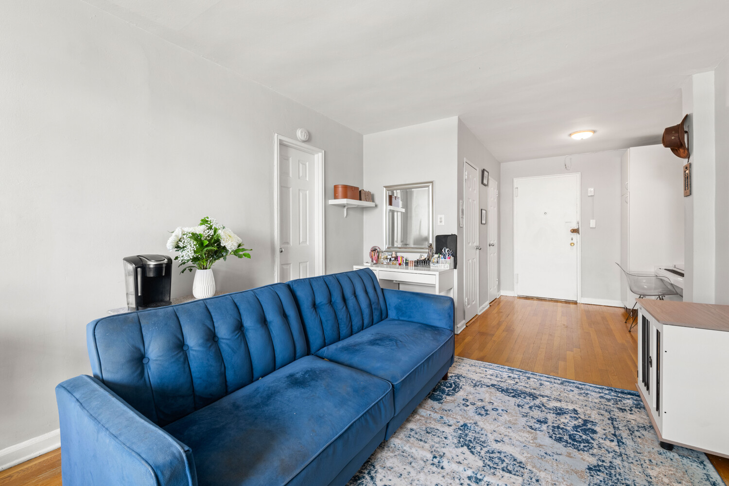 46-01 39th Avenue 509 Sunnyside Gardens Queens NY 11104