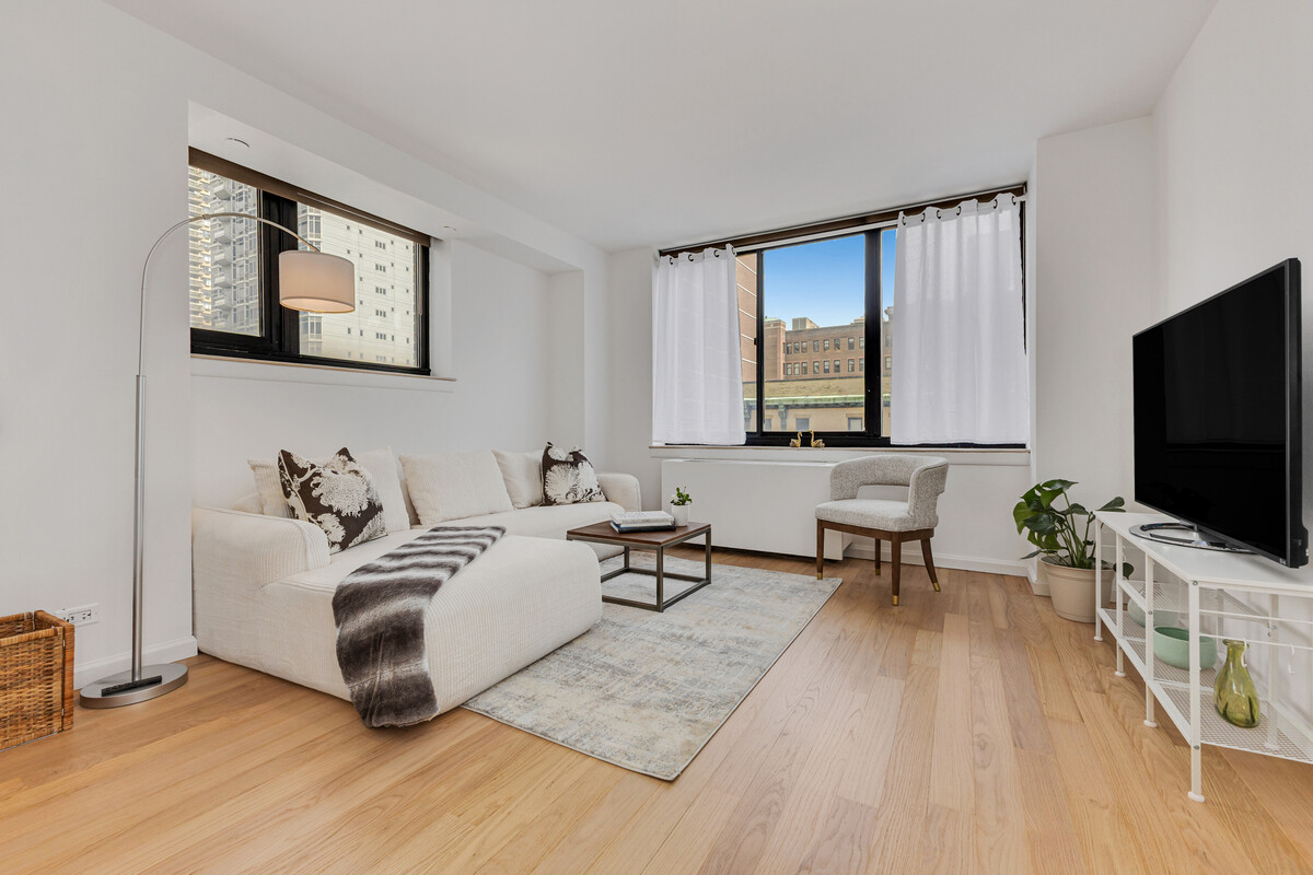 159 East 30th Street 7A Kips Bay New York NY 10016