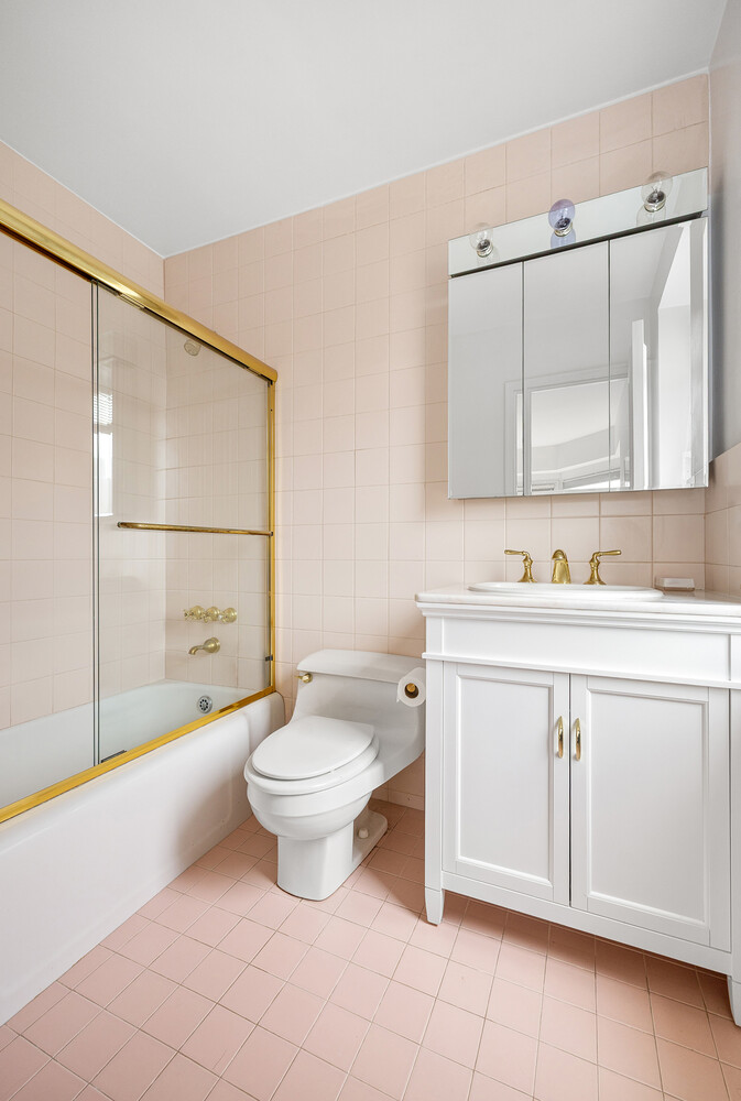 45 East End Avenue Upper East Side New York NY 10028
