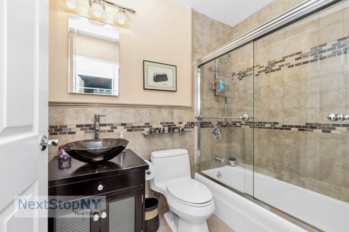 245 East 54th Street 20A Turtle Bay New York NY 10022