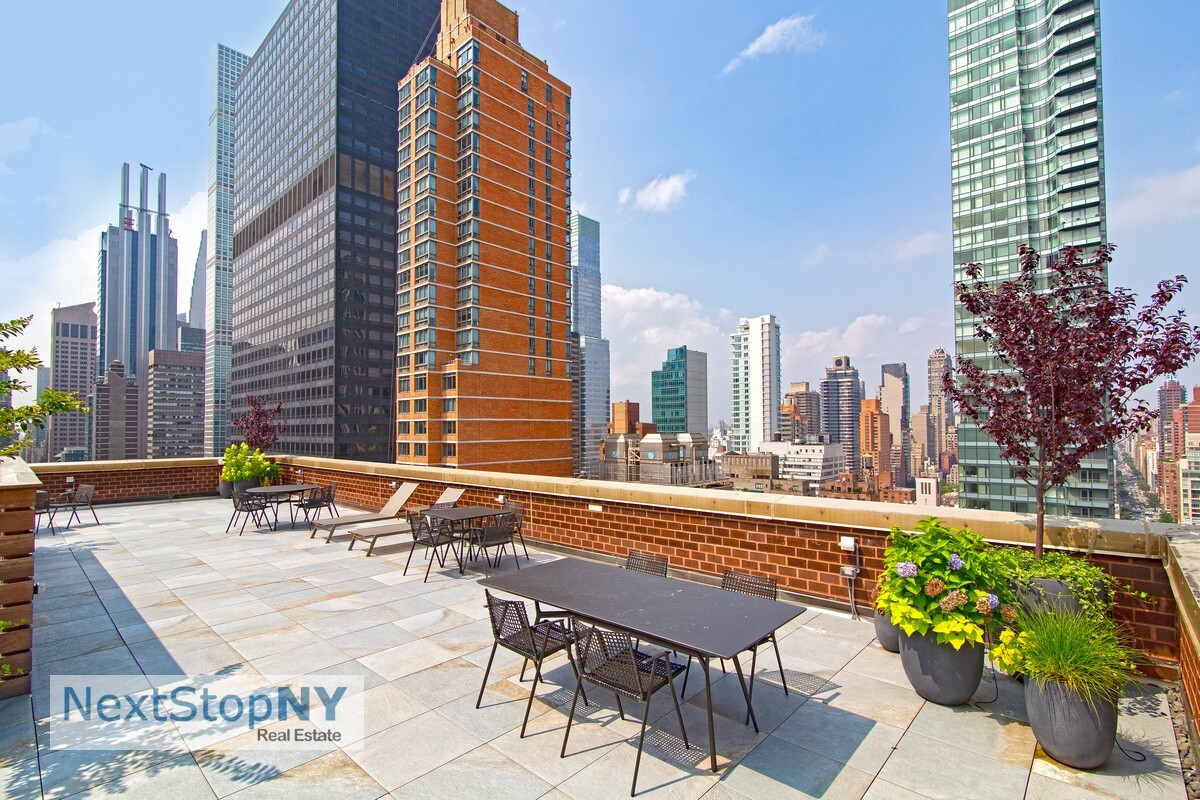 245 East 54th Street 16C Turtle Bay New York NY 10022