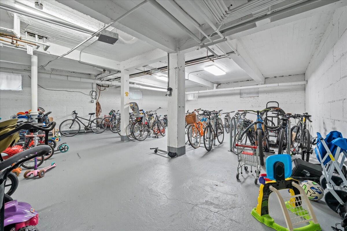 1125 Lorimer Street 2J Greenpoint Brooklyn NY 11222