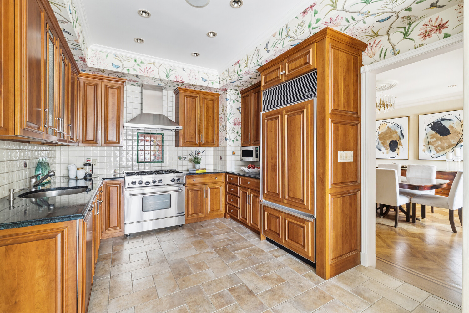 910 Park Avenue 12S Upper East Side New York NY 10075