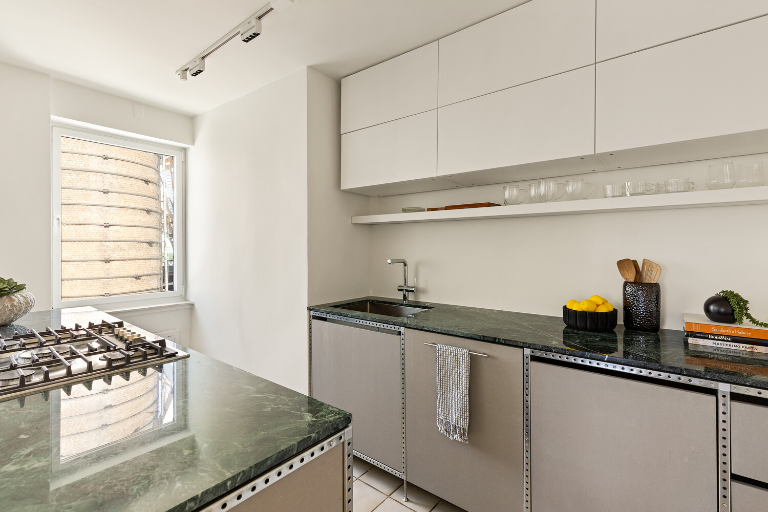35 Sutton Place 14D Sutton Place New York NY 10022